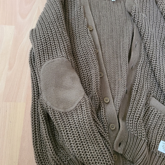 Chunky knit cardigan - Picture 8 of 8